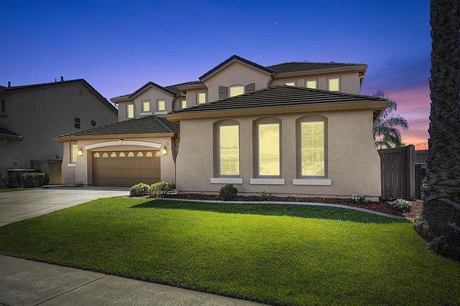 1st image of 2021 King Pine Dr