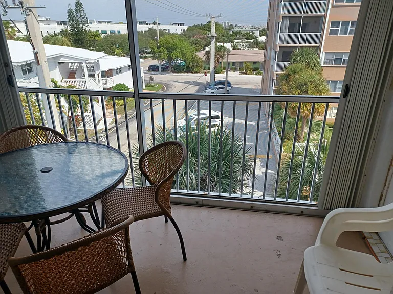 4117 Bougainvilla Dr #401 — Photo 12