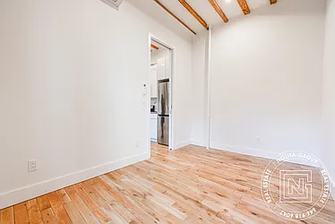 Rented by Nolita Group