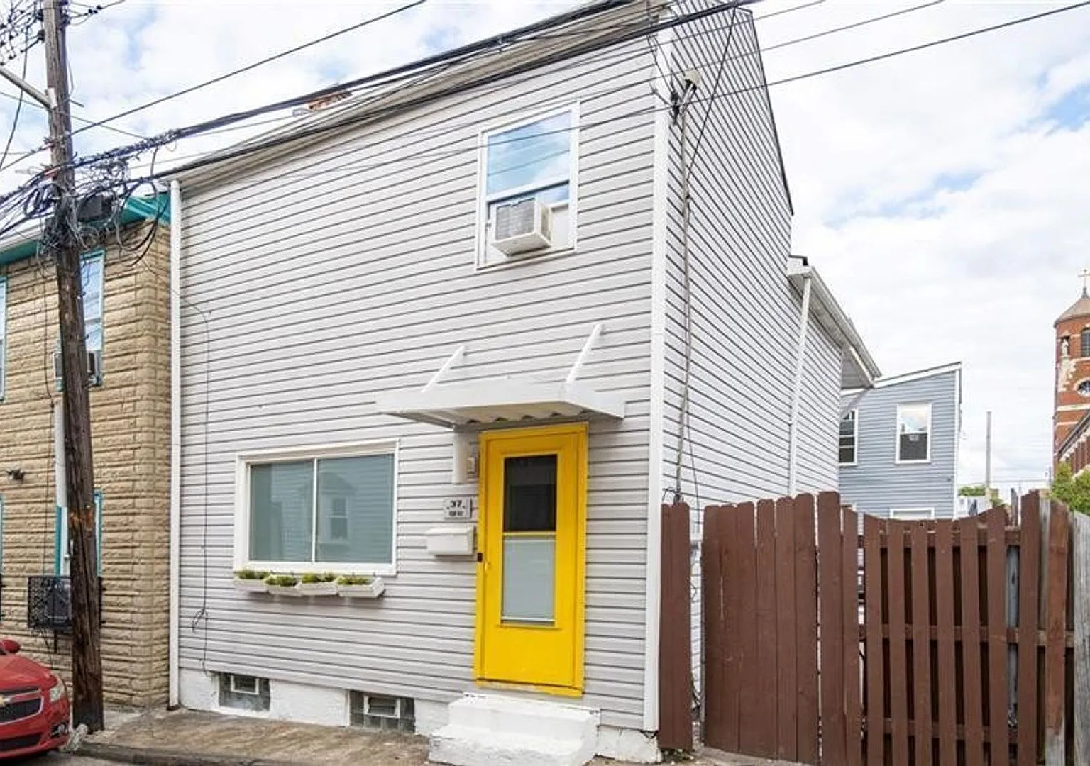 Student Housing - South Side — Photo 1