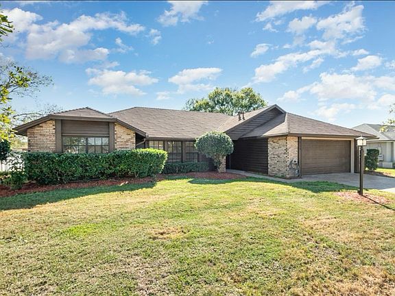 2nd image of 3279 Canyon Pl