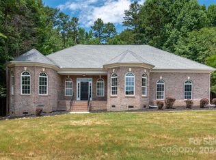 3203 Kelly Rd, Charlotte, NC 28216