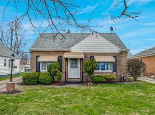 225 Merrymont Rd, Cheektowaga, NY 14225