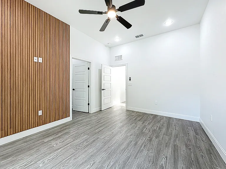 8892 Hogan Rd — Photo 27