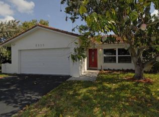 8939 NW 26th Ct, Coral Springs, FL 33065