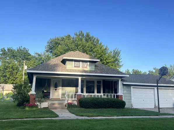 345 4th St, Hampton, NE 68843