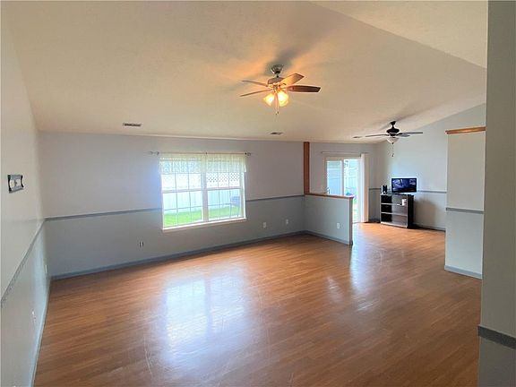 3rd image of 2113 Windy Hill Ct