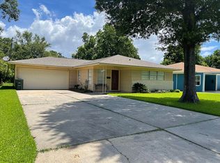 2510 Angelle Dr, Port Arthur, TX 77642