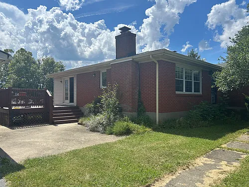 5704 Old Heady Rd Photo 1