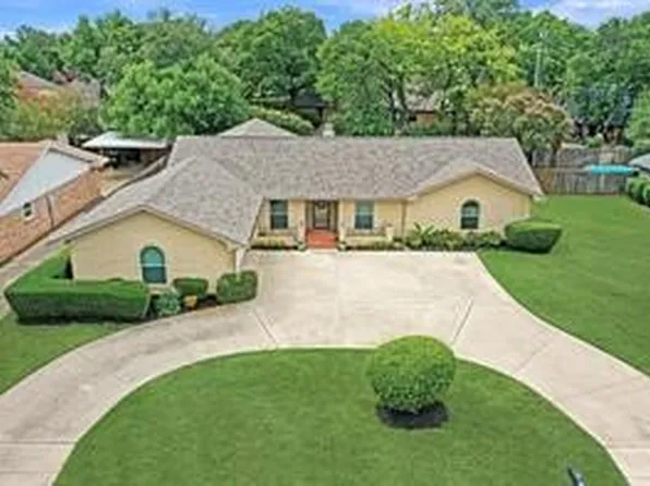 1804 Lincolnshire Dr, Bedford, TX 76021