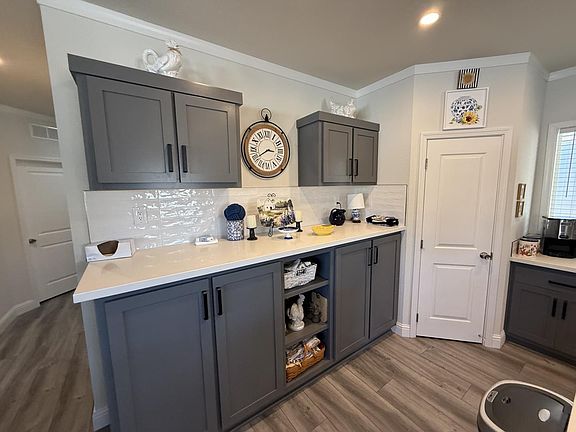 3rd image of 144 Holm Rd #112