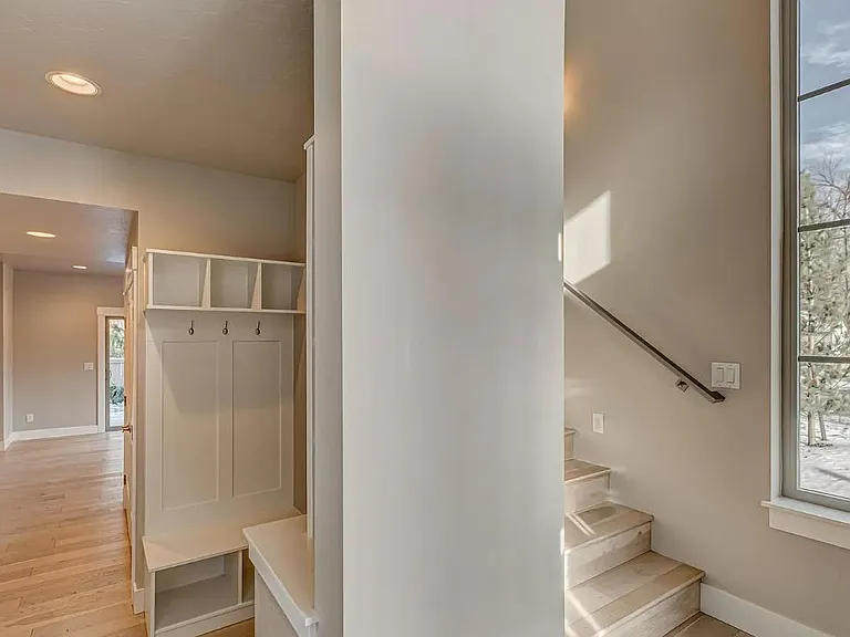 6416 W Glencrest Ln — Photo 11