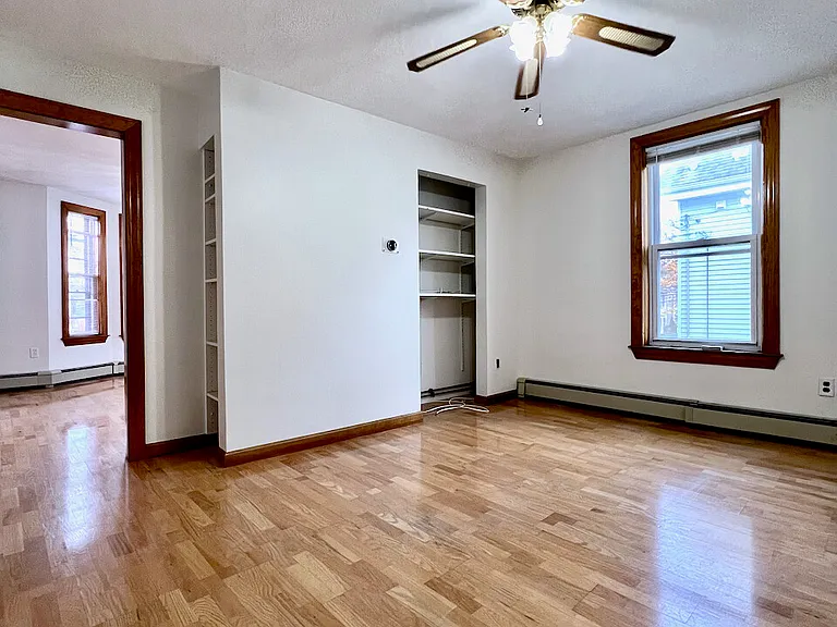 312 Washington St #2 — Photo 3