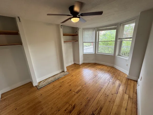 709 N Saint Clair St #2, Pittsburgh, PA 15206