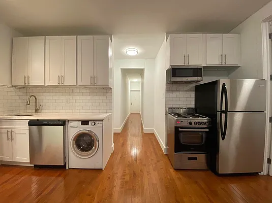 Rented by Zjama Realty Corp | media 15