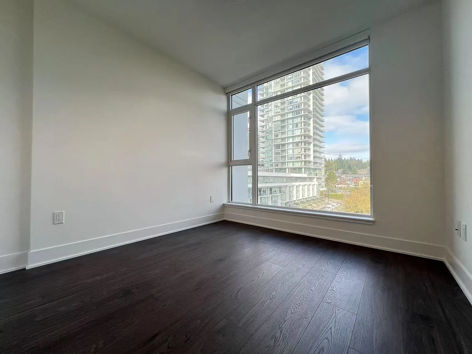 Westview St, Coquitlam — Photo 3
