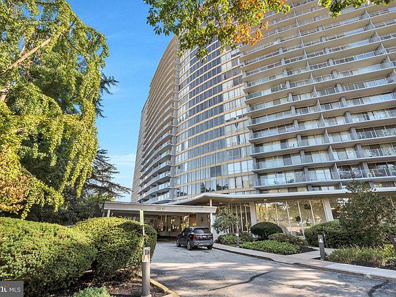 3rd image of 3900 Ford Rd APT 10K