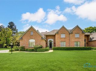 29515 Shelbourne Rd, Perrysburg, OH 43551