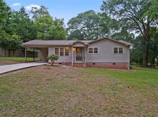 127 Hunts Dr, Calhoun, GA 30701