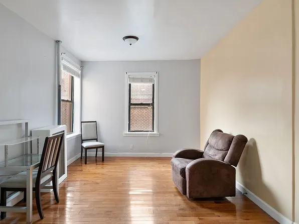 1974 La Fontaine Ave #2D, Bronx, NY 10457