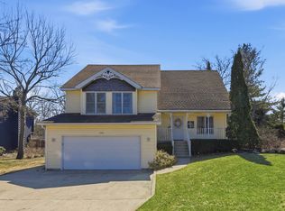 2909 Salem Blvd, Zion, IL 60099