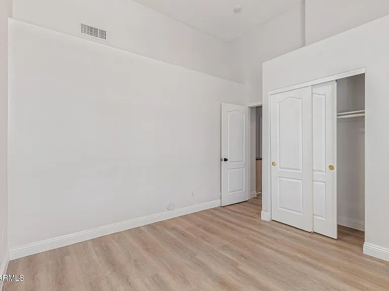 15213 N 55th Way — Photo 31