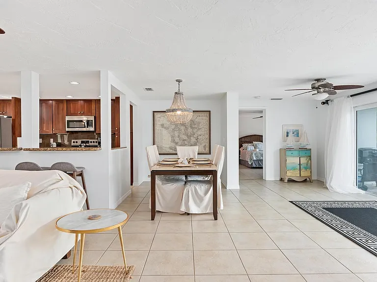 606 Key Royale Dr — Photo 13
