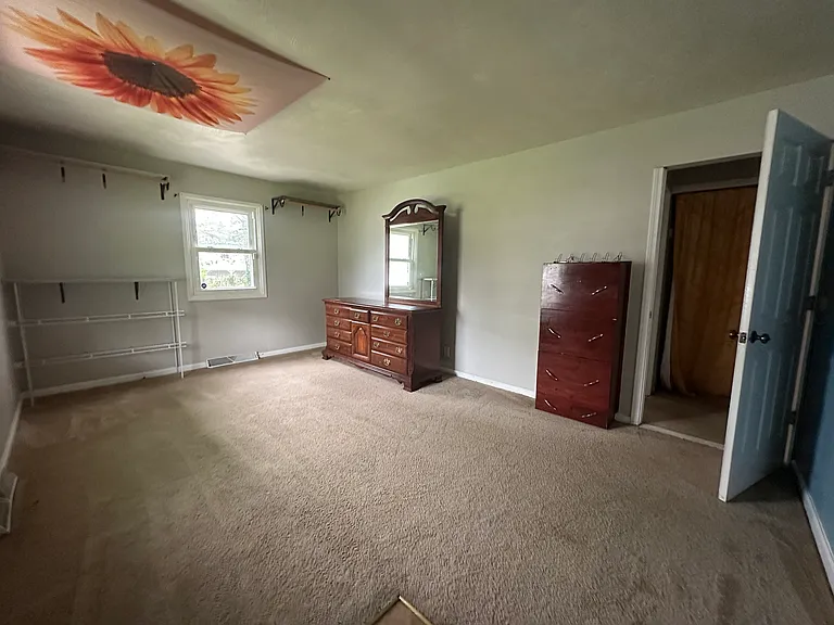 1812 Swygart Ave — Photo 2
