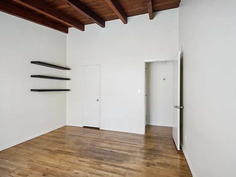 1233 Stanford St #A — Photo 14