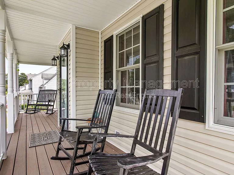 5824 Silver Fox Ln — Photo 7