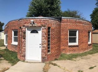 3947 N 41st St, Omaha, NE 68111