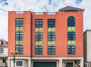 194 Bloomfield Ave APT 2C, Montclair, NJ 07042
