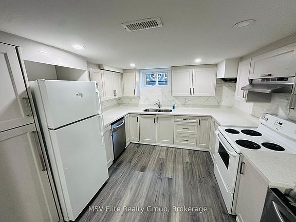 2nd image of 24 Manor Rd