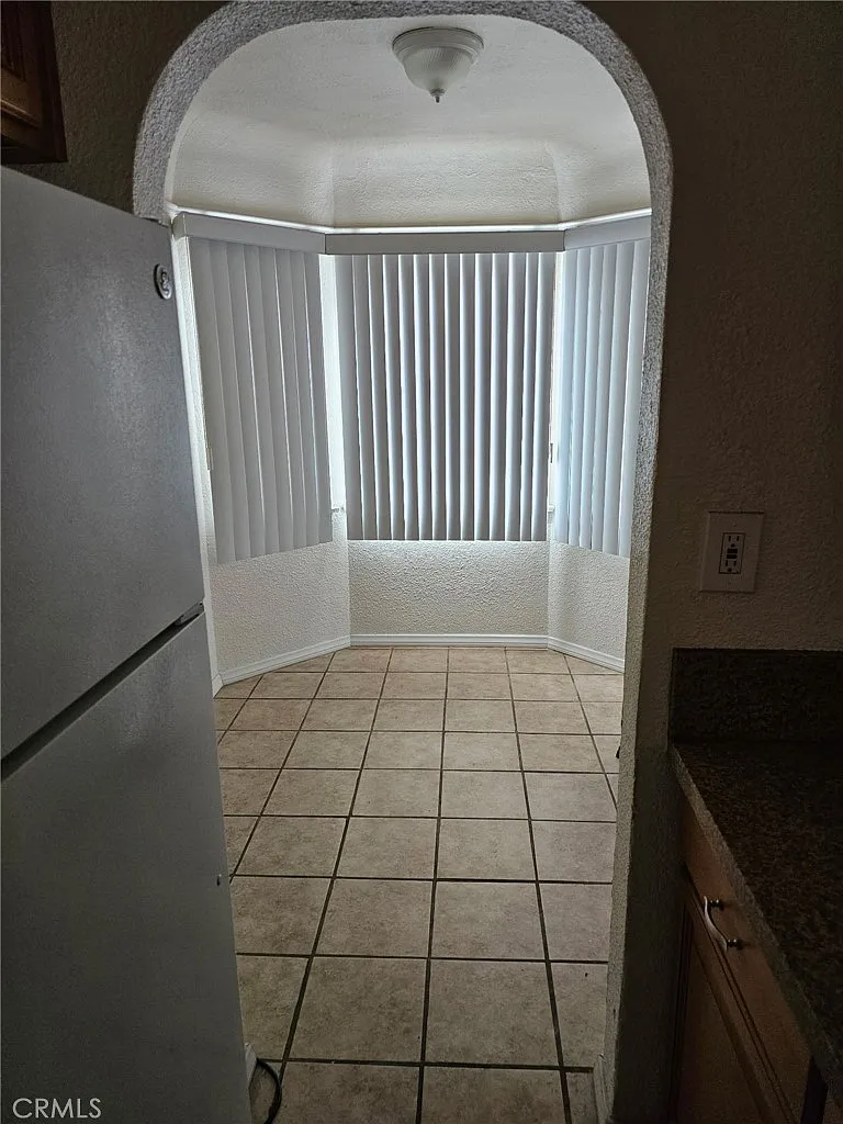 3 bed, 1426 sqft, $2,500 — Photo 4