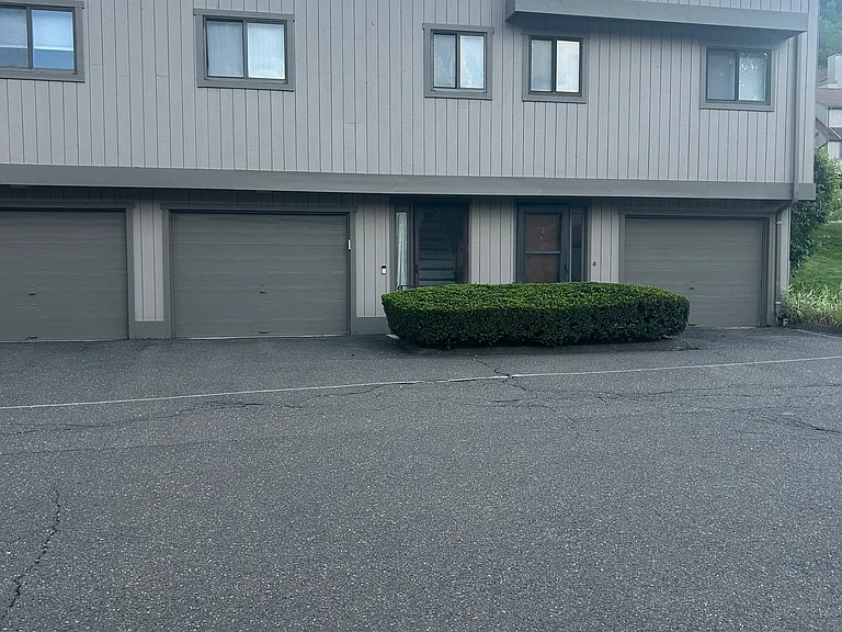 71 Dorchester Ct #71 — Photo 24