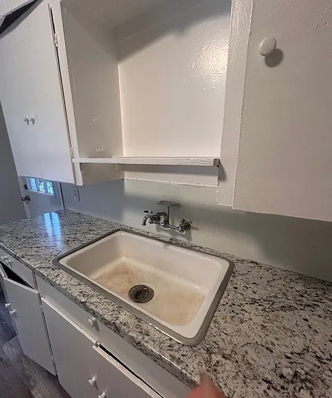 1729 W Mistletoe Ave #2 — Photo 9