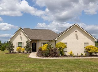 133 Plantation Trace Dr, Longville, LA 70652