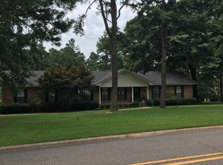 401 Skyline Vista Ln, Russellville, AR 72802