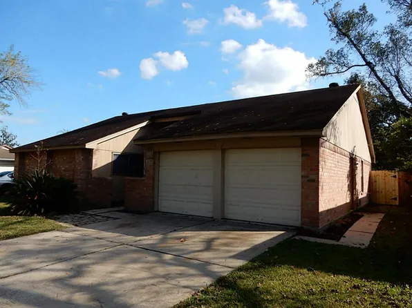6610 Lynngate Dr, Spring, TX 77373
