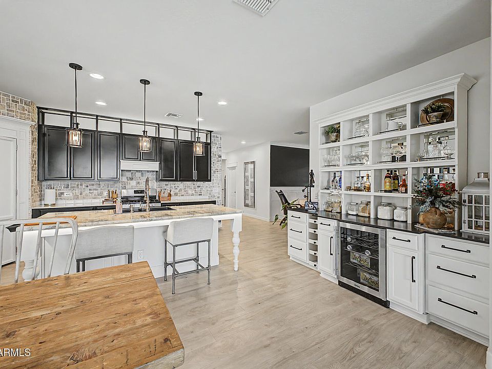 1st image of 2740 W APOLLO Road