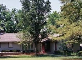 21 Roclare Ln, Saint Louis, MO 63131