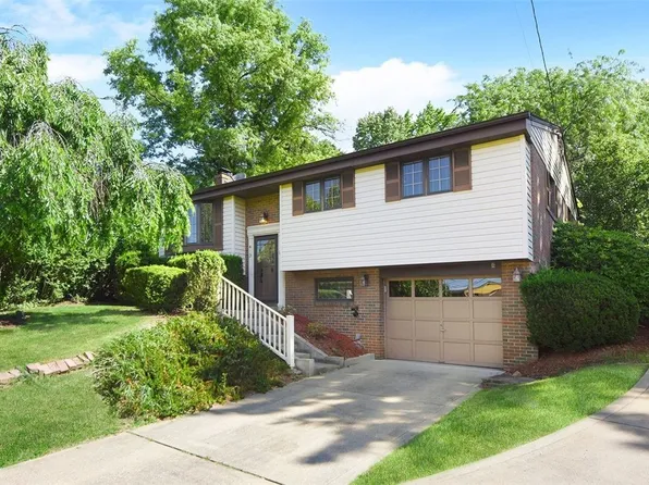 413 Shoreham Dr, Allison Park, PA 15101