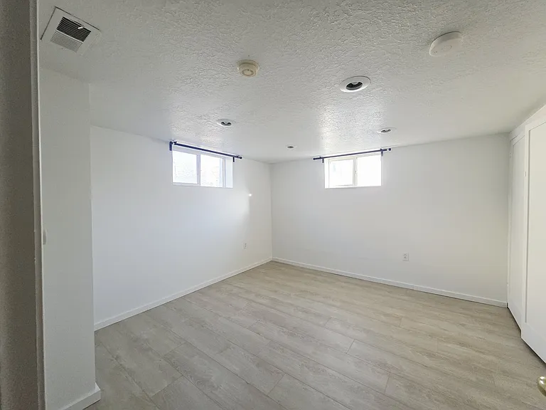 438 E Garfield Ave #440 — Photo 6