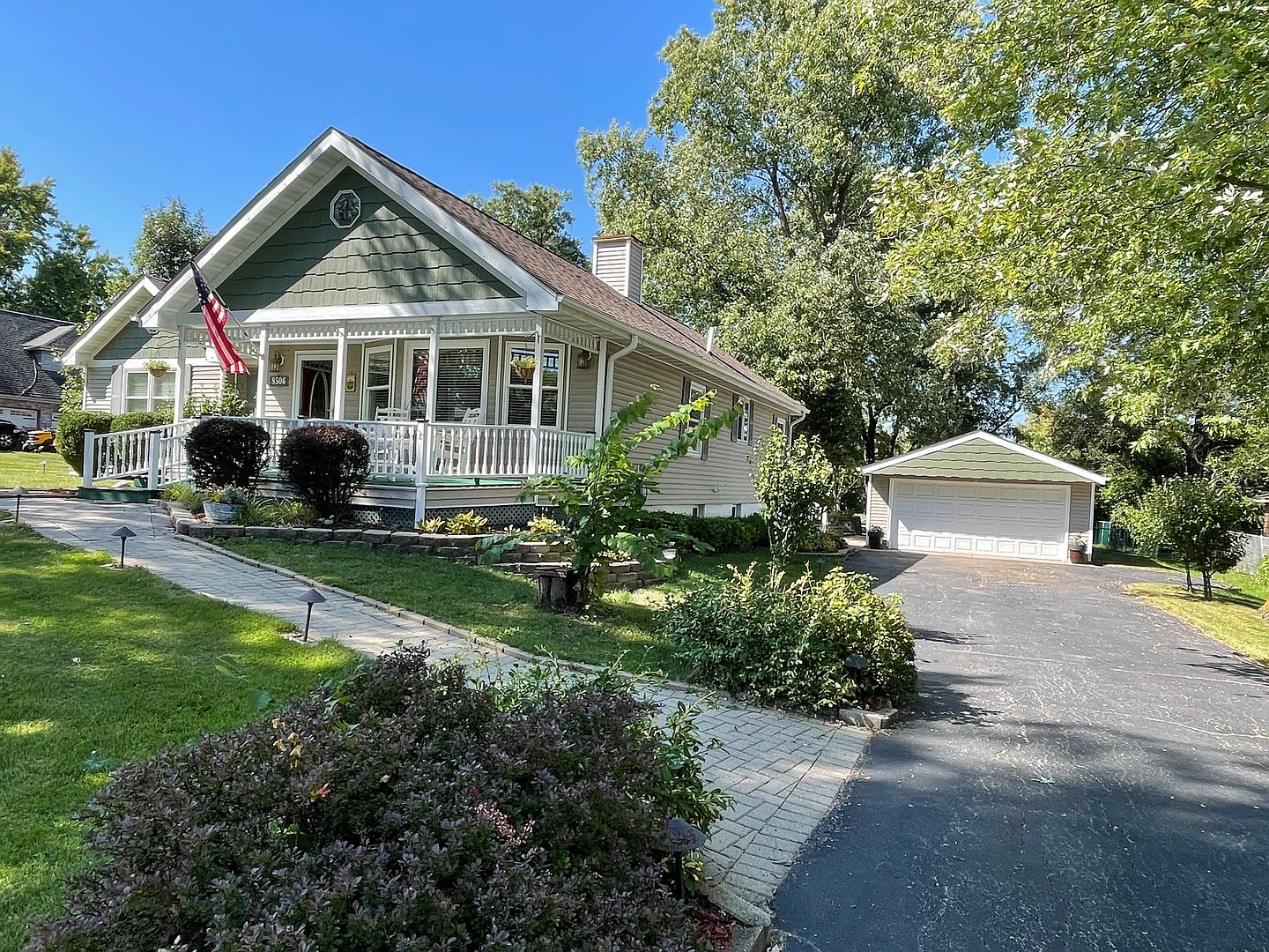 8506 S 85th Ct, Hickory Hills, IL 60457 | Zillow