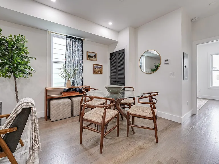258 Sherman Ave #2 — Photo 8