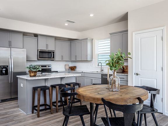 Contemporary and functional dining and kitchen space