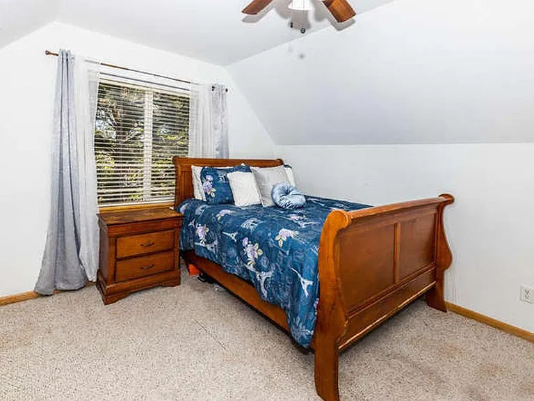 375 Aurora Way — Photo 11