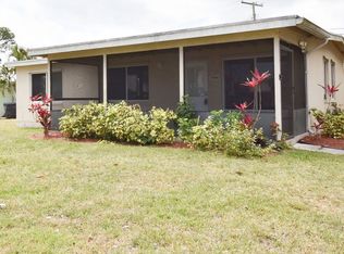 5566 Honeysuckle Dr, West Palm Beach, FL 33415