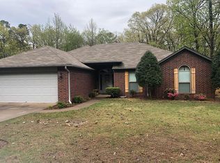 1110 River Oaks, Benton, AR 72019
