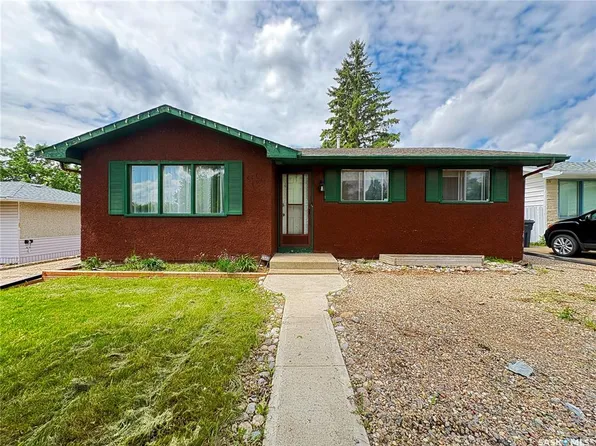 571 101st STREET, North Battleford, SK S9A 0Y5